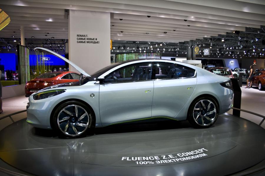  Renault Fluence Z.E. Concept 2009 года  (фото 60 из 103)